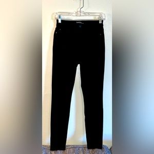 Time and Tru High Rise Ankle Jegging Size 4 in Solid Dark Black